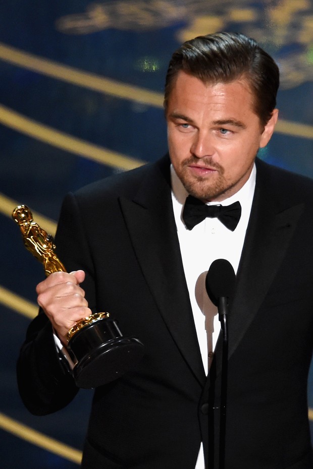 Leonardo DiCaprio e o seu Oscar (Foto: Getty Images)