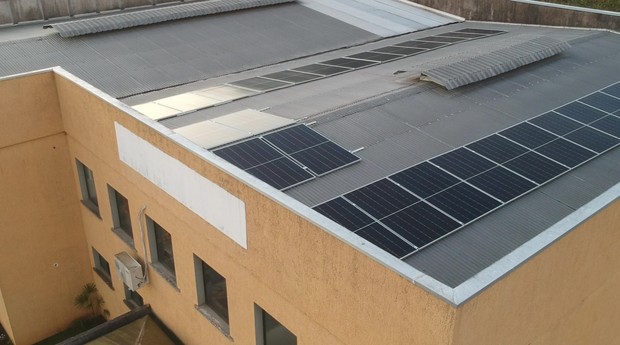 Placas solares usadas na fábrica da Urban Flowers (Foto: Divulgação)
