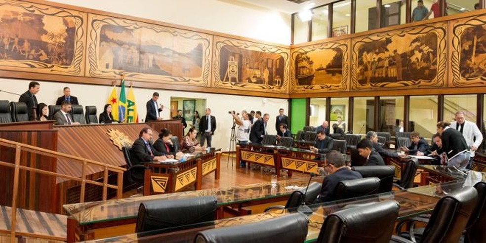 Deputados aprovam projeto de lei que prevÃª parcelamento de fÃ©rias dos servidores do AC â€” Foto: DivulgaÃ§Ã£o/Aleac