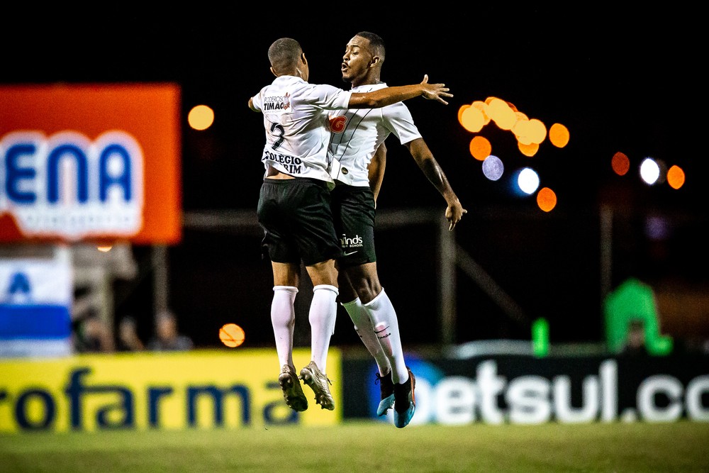 Corinthians volta a jogar nesta quarta na Copinha, e técnico se preocupa com recuperação física