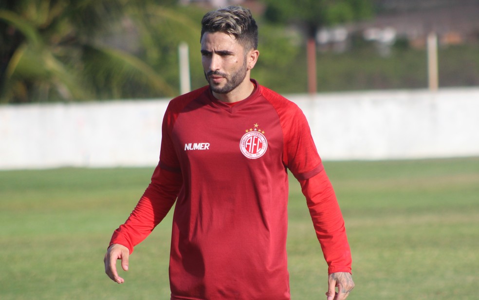 Dione é uma das novidades do América-RN para 2020 — Foto: Diego Simonetti/América FC