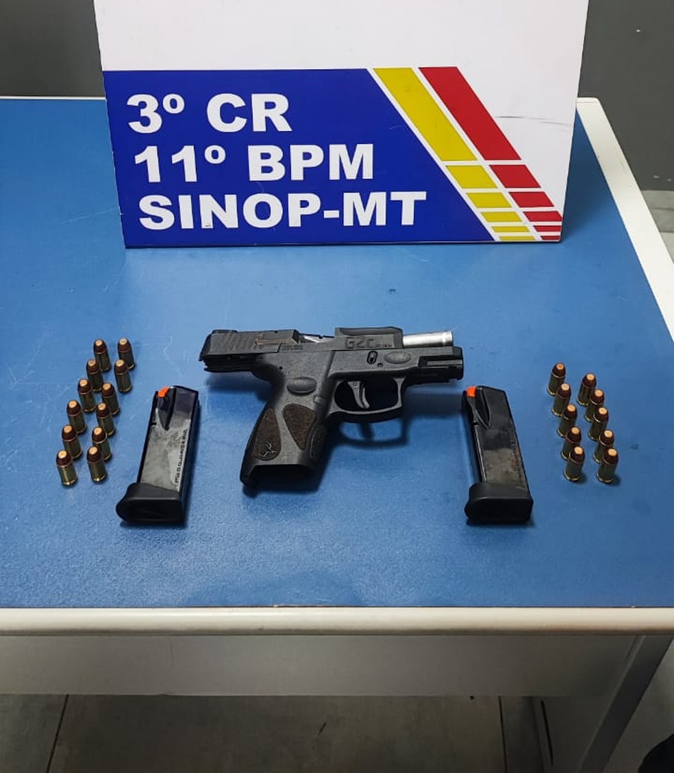 Arma usada no crime foi apreendida pela polícia — Foto: Polícia Militar