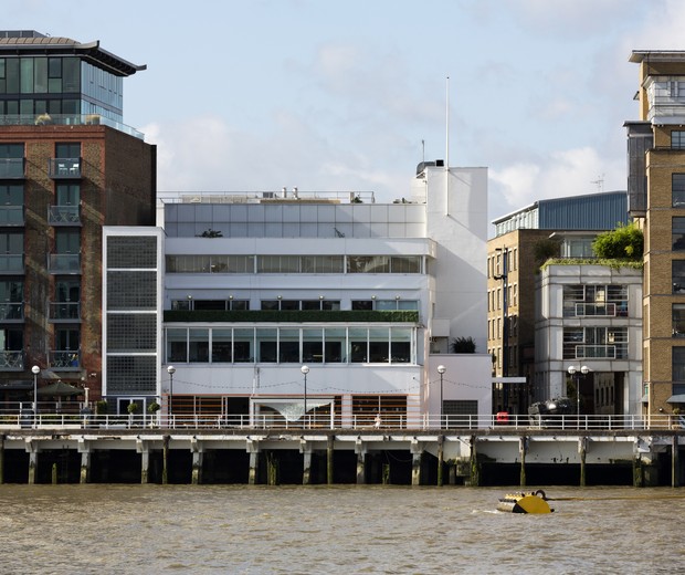 View of the Design Museum in London across the river Thames. (Foto: Getty Images)