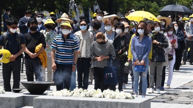BBC - As epidemias de SARS e MERS tornaram o uso de máscaras popular como medida preventiva em muitos países asiáticos (Foto: EPA via BBC)