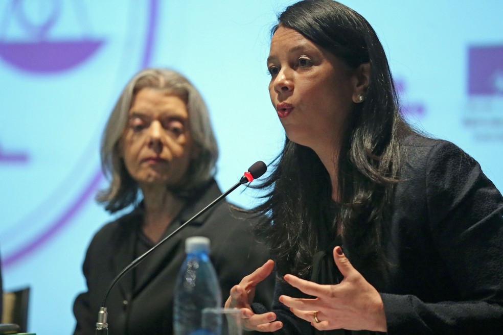 Grace Mendonça disse que o Brasil é 'uma sociedade machista e que ainda estranha ter uma mulher em posição de destaque' (Foto: José Cruz, Agência Brasil)