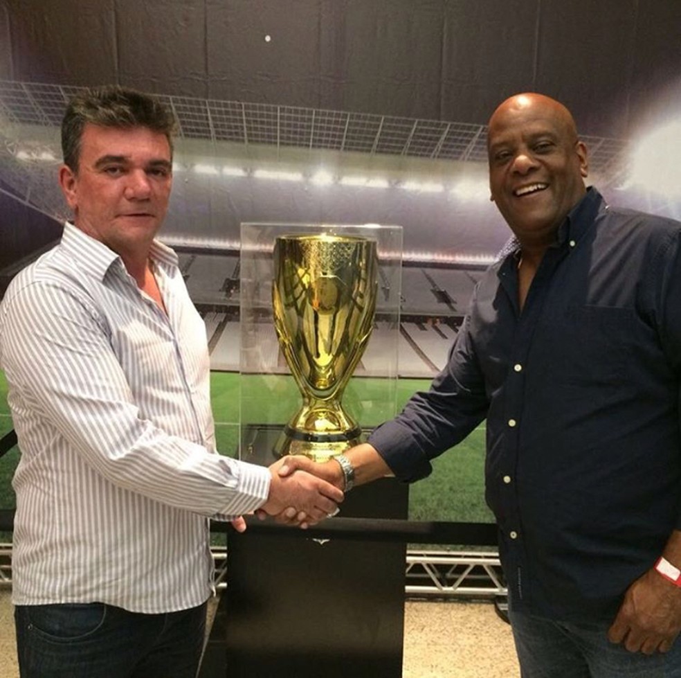 Diretor do Corinthians critica Fiel e diz que ignora quem não ajuda clube: