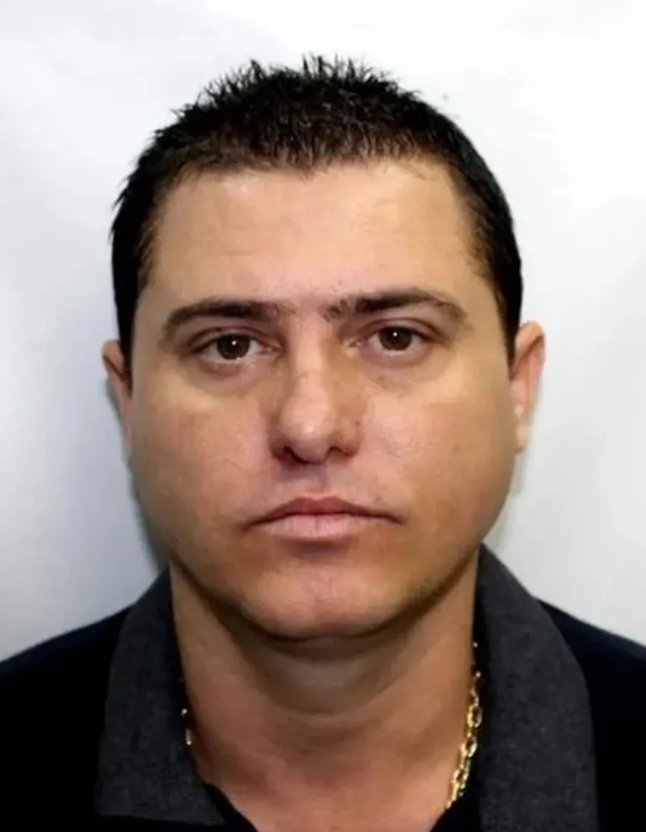 Luiz Antônio da Silva Braga, o Zinho, é empresário e irmão de Ecko, líder da milícia