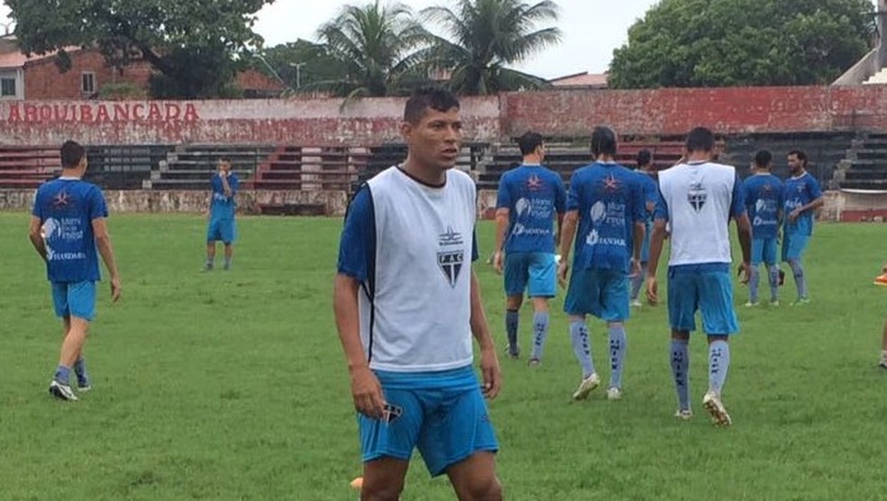 Erandir, ídolo no Fortaleza, vestiu a camisa do Ferroviário nesta temporada no Cearense (Foto: Raíssa Feijó/Ferroviário)