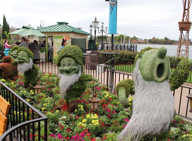 Esculturas de personagens da Disney feitas com plantas para o festival Flower & Garden, que acontece no parque Epcot (Foto: Flickr/Jeff Kern/Creative Commons)