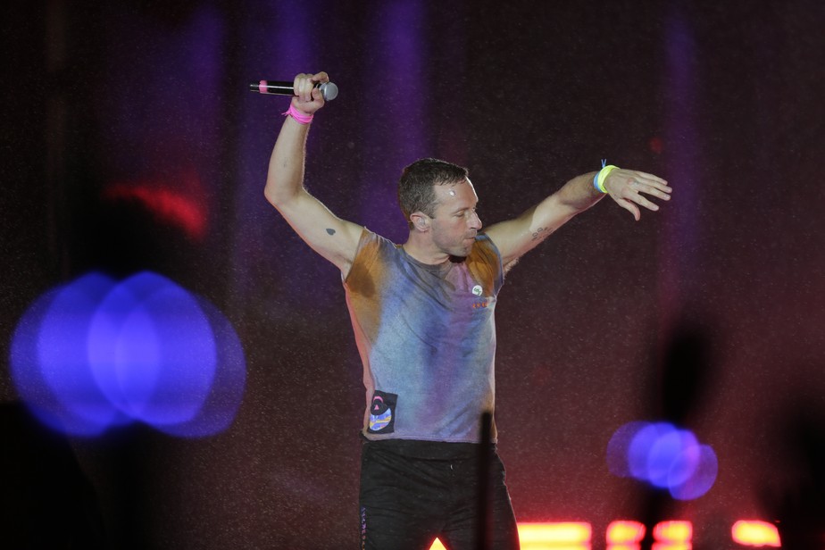Coldplay venceu a chuva, o cansaço e tudo mais para salvar o sábado no ...