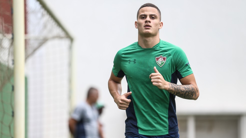 Mascarenhas em treino no Fluminense � Foto: Lucas Mer�on/Fluminense