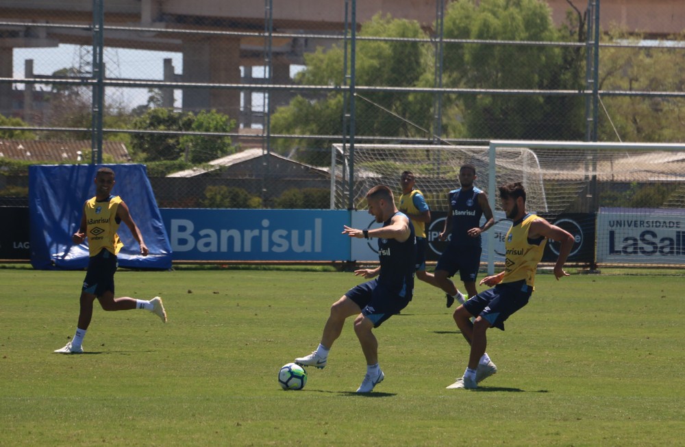 Grêmio tem dois desfalques para o jogo contra o Atlético-MG; veja a escalação provável