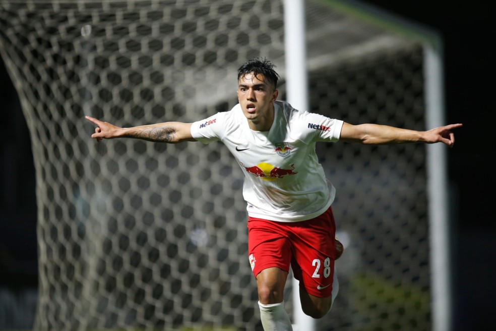 Cuello marca gol para o Bragantino contra o Sport — Foto: Ari Ferreira/Red Bull Bragantino