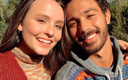 thumbnail de André Luiz Frambach sobre Larissa Manoela: "Se não for pra 'namocasar', nem faz sentido"