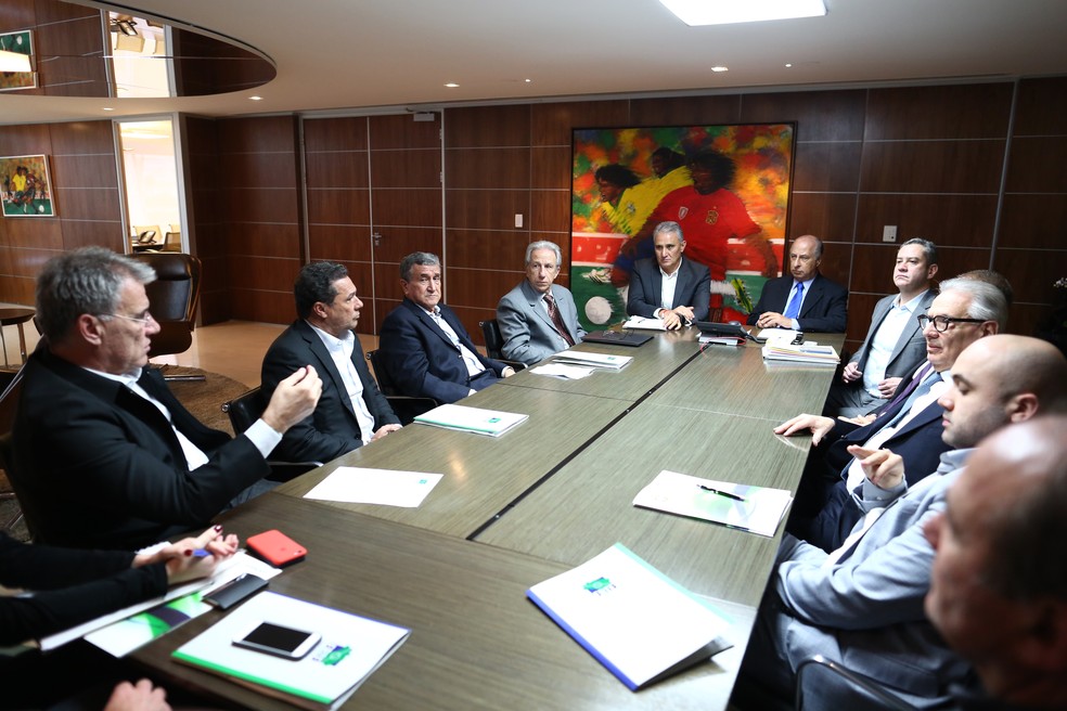 Tite, ao lado do presidente da CBF, Marco Polo del Nero, em reunião da diretoria da entidade com treinadores (Foto: Lucas Figueiredo/CBF)