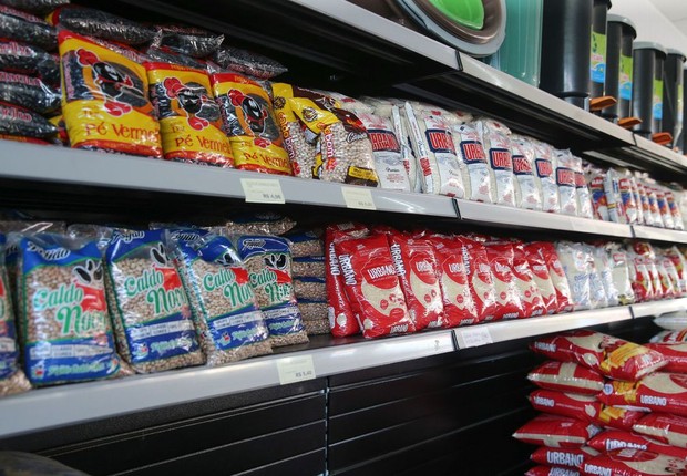 supermercado, consumo, alimentos, grãos, feijão, arroz (Foto: Geraldo Bubniak/AEN)