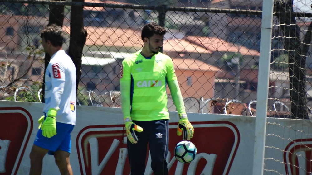 Reserva, Rafael confirma interesse do São Paulo: Bom ser valorizado