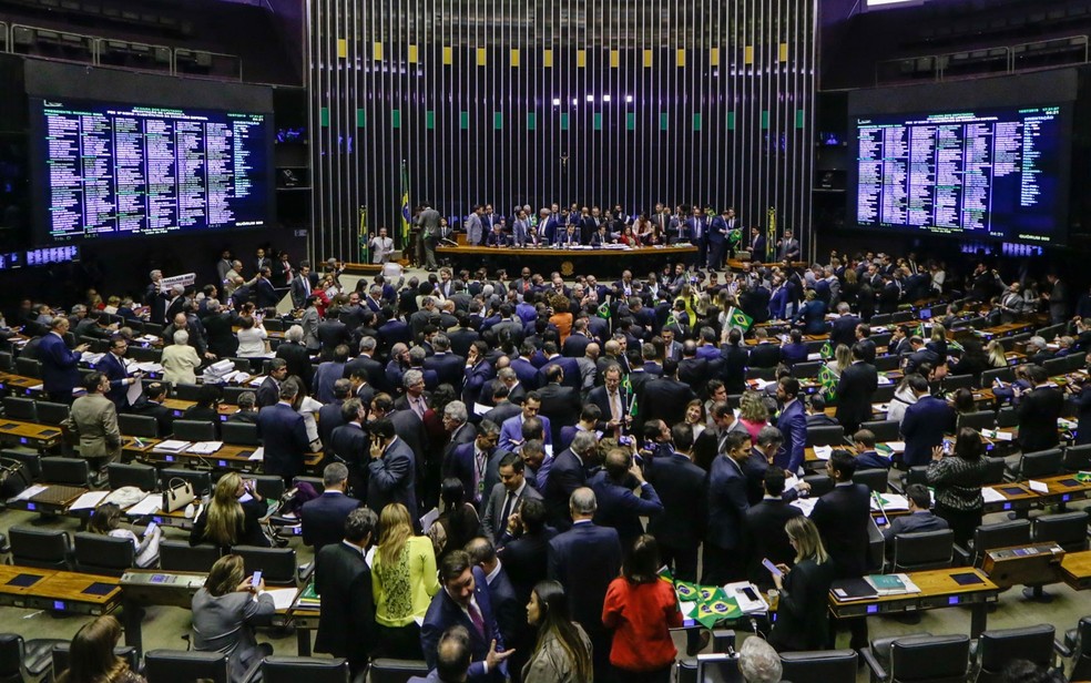 Plenário da Câmara aprova em 1º turno o texto-base da reforma da Previdência — Foto: Gabriela Biló/Estadão Conteúdo