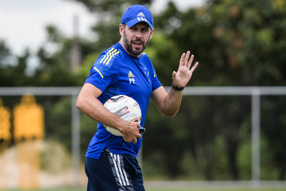 Cruzeiro chega à reta decisiva do Mineiro com 36 jogadores testados e time titular para Série B