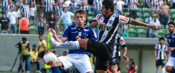 Cruzeiro entra com ação pedindo antecipação do clássico para sábado