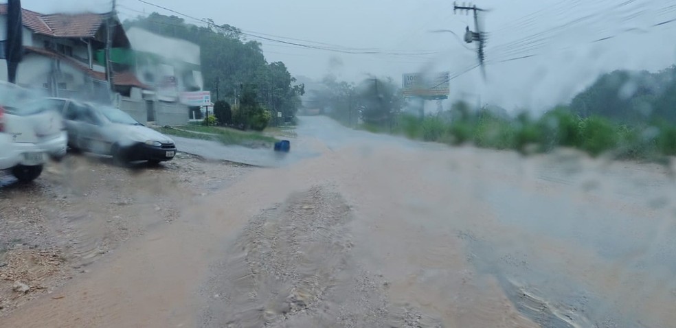 Estragos em Brusque, no Vale do Itajaí — Foto: Defesa Civil de Brusque/Divulgação