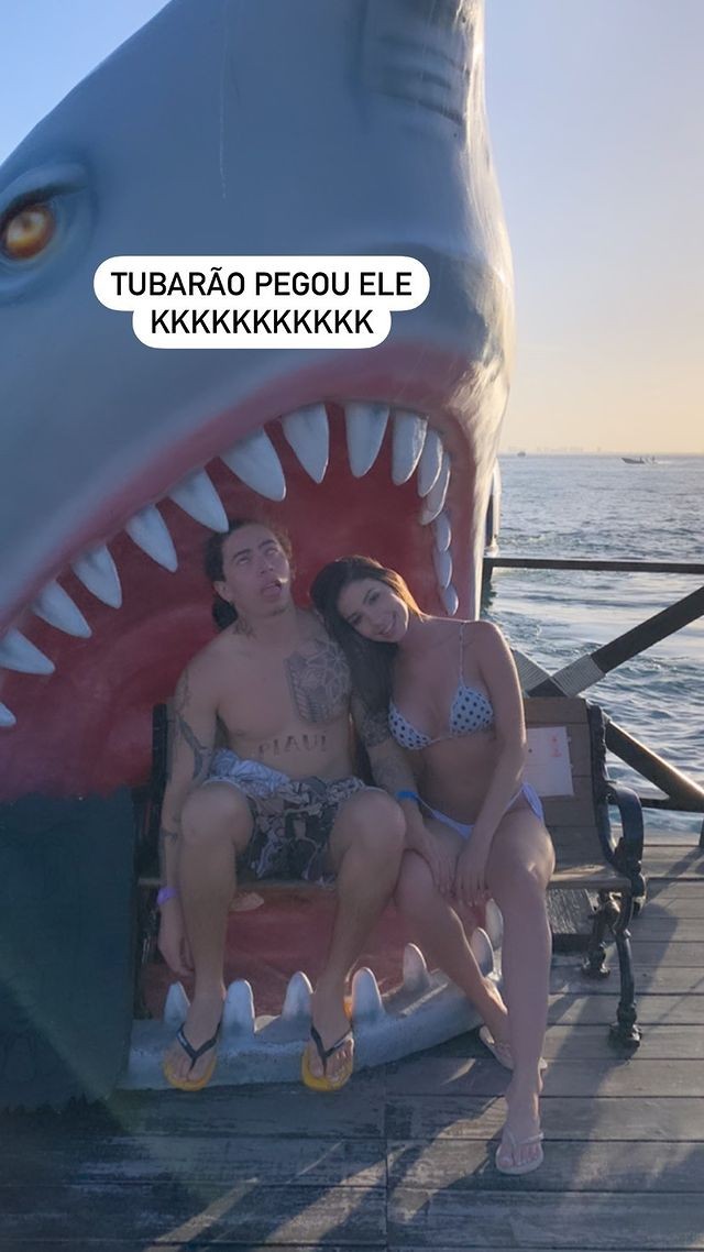Whindersson Nunes faz "caras e bocas" "dentro de tubarão" em Cancún (Foto: Reprodução/Instagram)