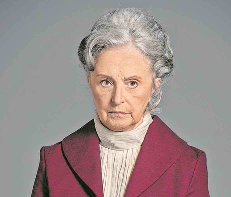 Ana Lucia Torre como Mary em 'Longa jornada noite adentro'