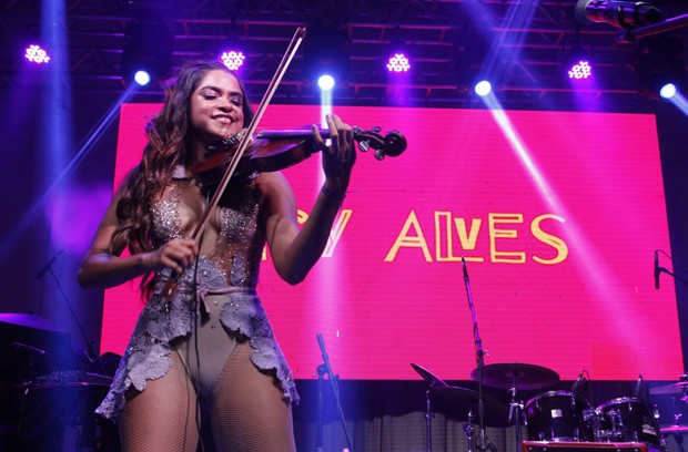 Lucy Alves (Foto: Thyago Andrade/Brazil News)