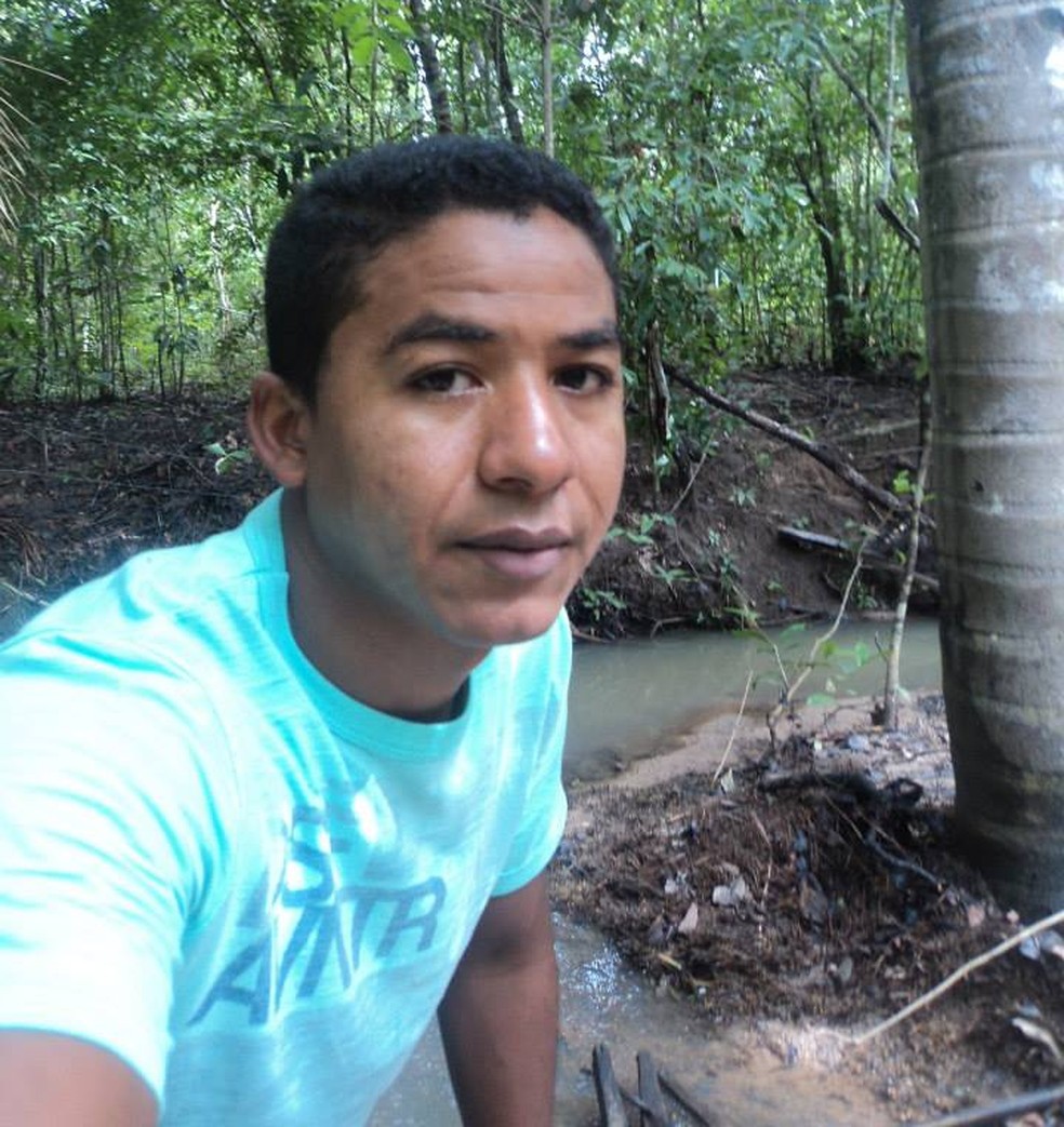 Jonaldo foi assassinado em uma festa em Divinópolis (Foto: Reprodução/Facebook)