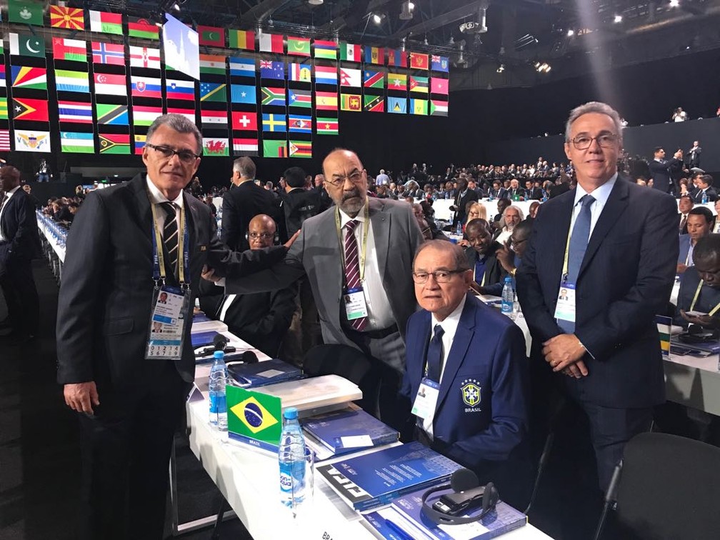 O atleta, o professor, o técnico, o pai e o dirigente Cesarino e a