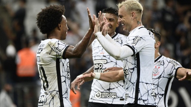 Corinthians goleia o São Bernardo e está na final da Copa Paulista
