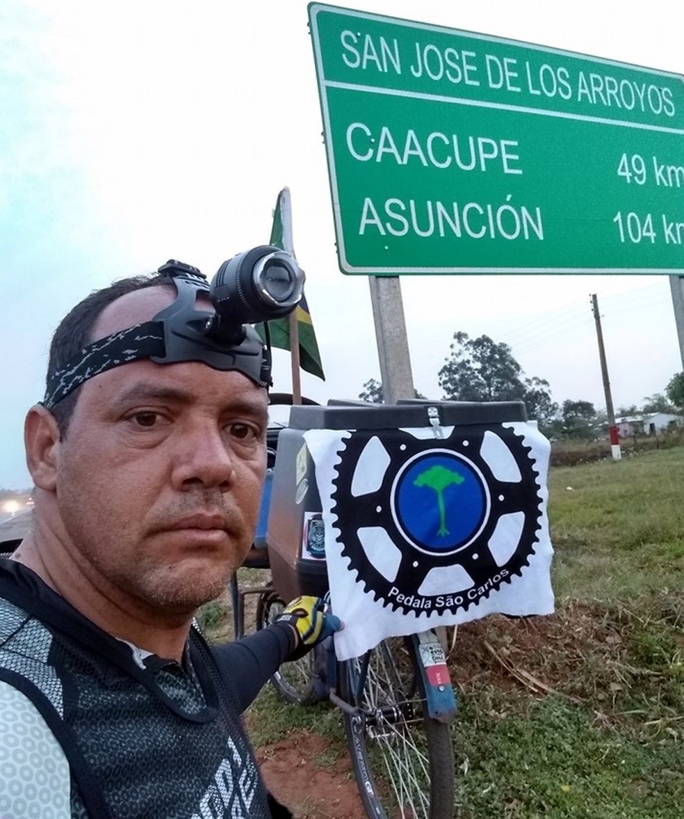 José Mário Rodrigues de Almeida saiu de bicicleta de São Carlos — Foto: Arquivo pessoal