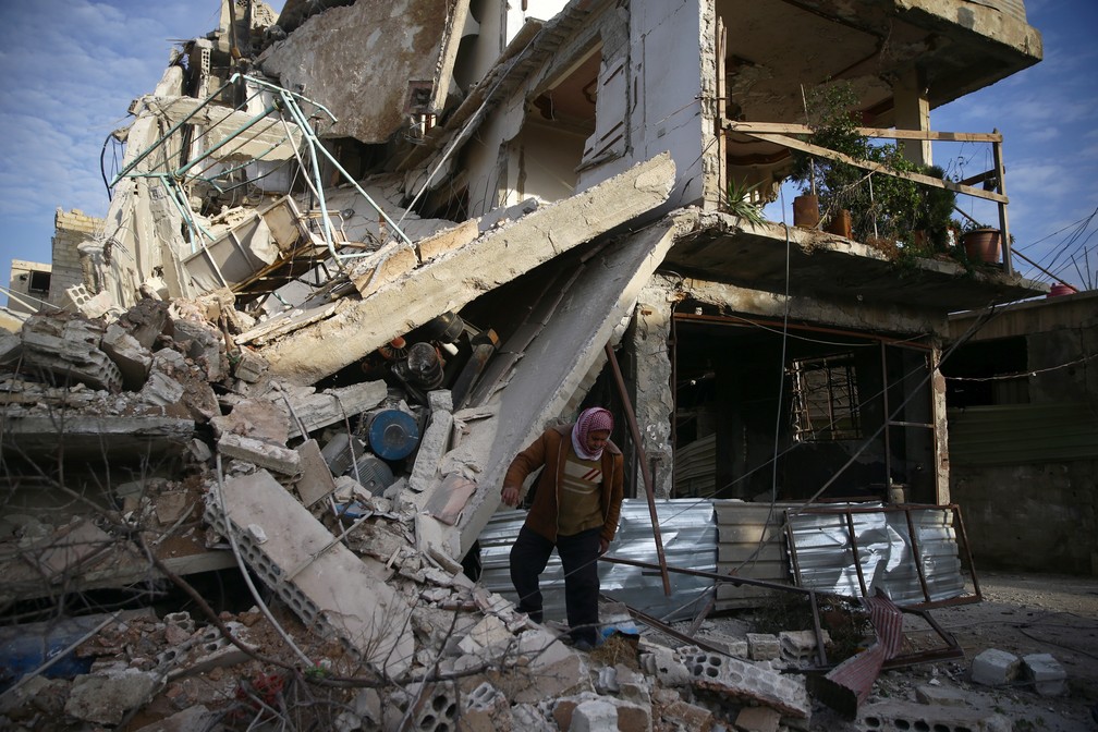 Casa destruída em Duma, Guta Oriental (Foto: Reuters/Bassam Khabieh)