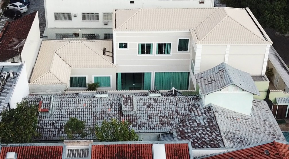 Contador Do Trafico Na Cidade De Deus Vivia Em Casa De Luxo Na Zona Oeste Do Rio Rio De Janeiro G1