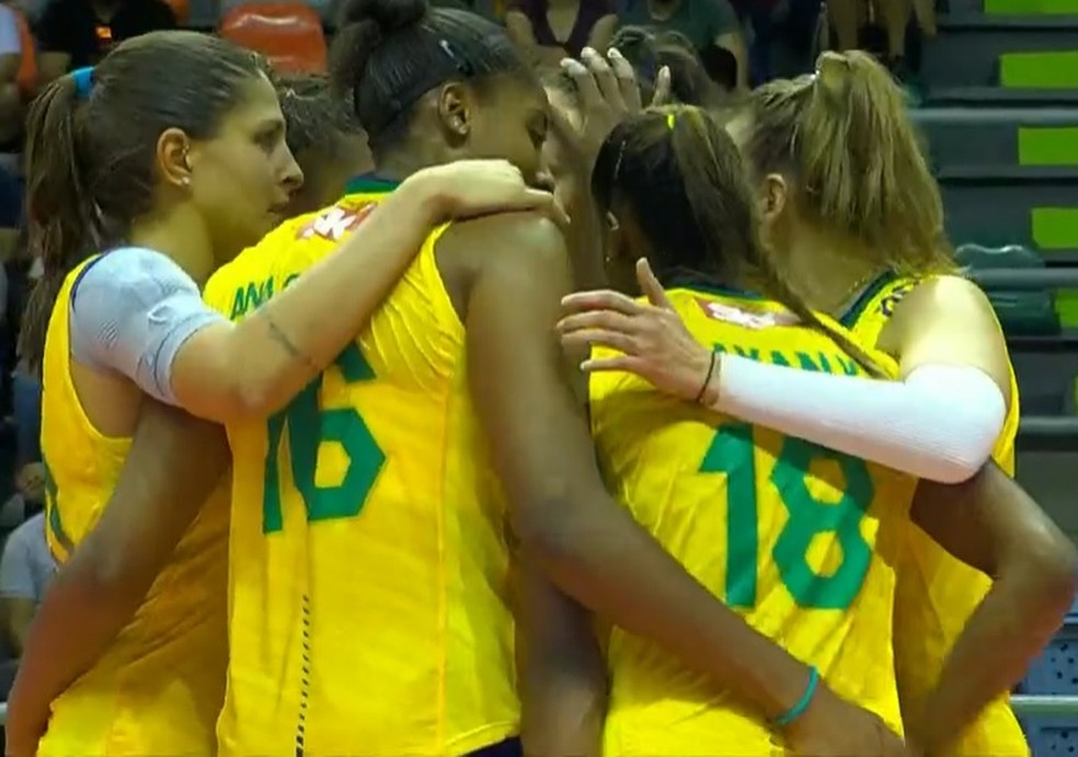 Brasil veneu a terceira no Sul-Americano de vôlei e garantiu vaga no Mundial de 2022 — Foto: Reprodução