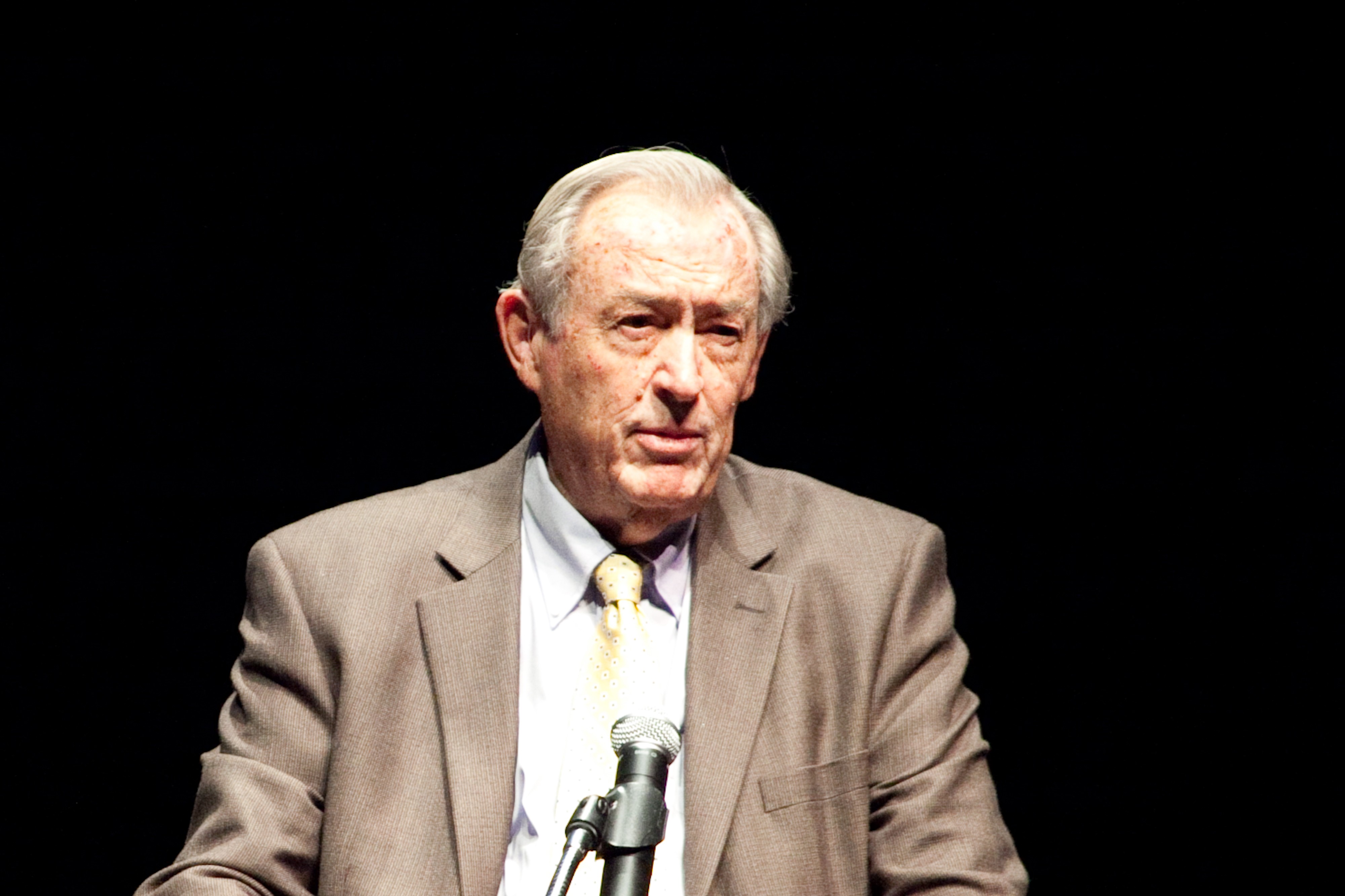 O cientista Richard Leakey descobriu o mais completo fóssil de um Homo erectus (Foto: Flickr)