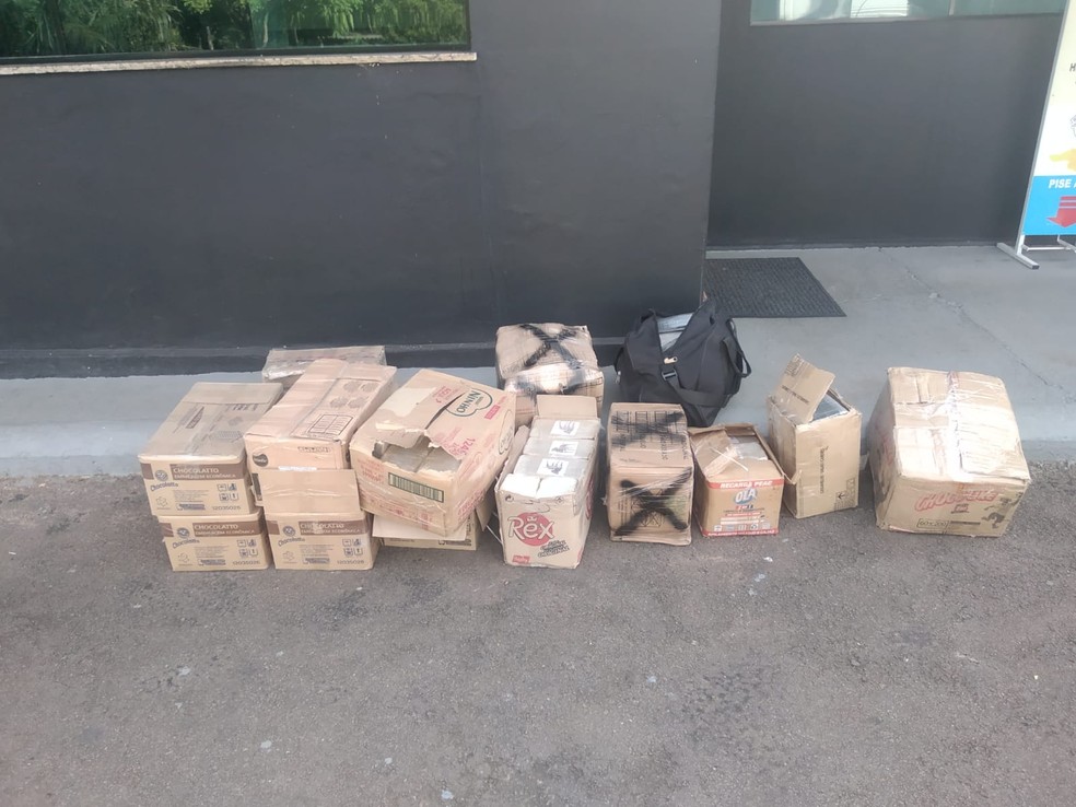 Carga de pasta base de cocaína foi apreendida em Adamantina (SP) — Foto: Polícia Militar Rodoviária