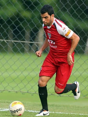 Para buscar vaga na decisão, Maicon pede partida perfeita ao São Paulo