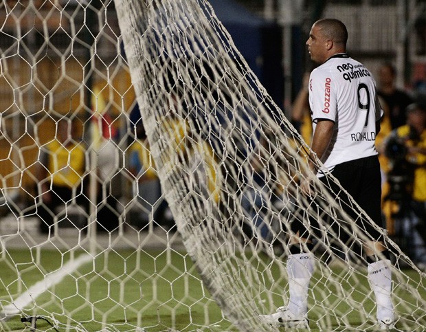 No Corinthians, Ronaldo foi campeão da Copa do Brasil e do Campeonato Paulista (Foto: LatinContent/STR/Getty Images)