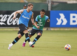 L. Coelho persegue sonho no Grêmio, mas cogita novos ares para crescer