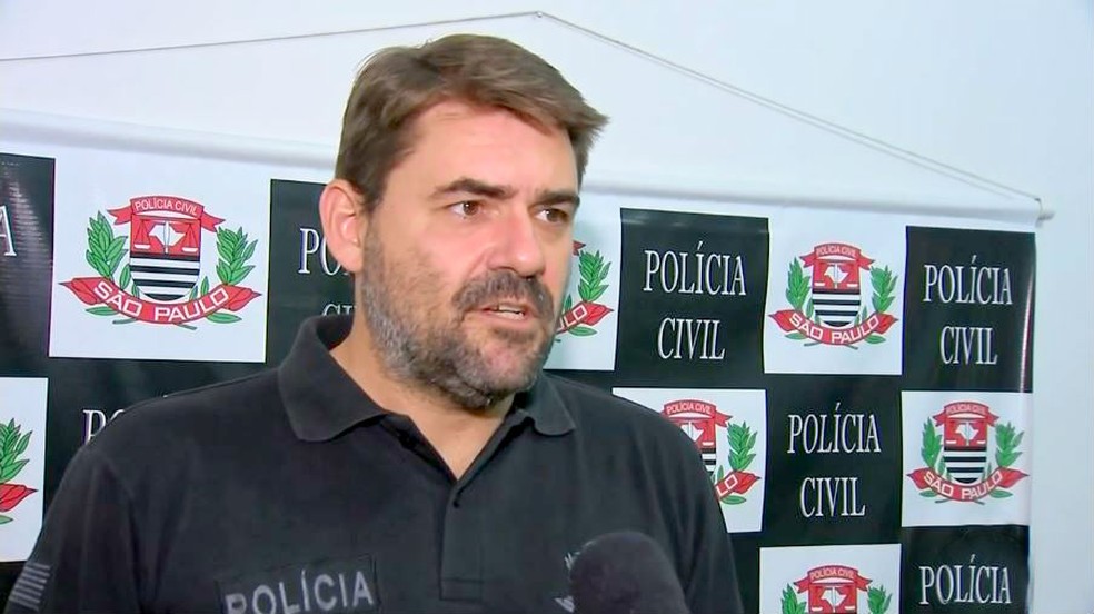 Segundo o delegado Giuliano Travain, dois dos suspeitos teria confessado o crime — Foto: TV TEM/Reprodução