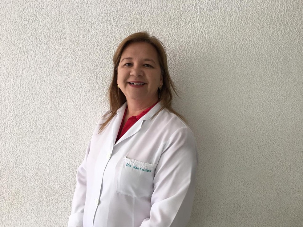 Dra. Ana Cristina Xavier Neves explica em quais situações os pais devem procurar atendimento médico imediatamente para a criança  — Foto: Arquivo pessoal