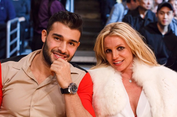 Britney Spears e Sam Asghari (Foto: The Grosby Group)