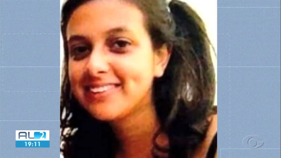 Joyce Alves foi morta aos 22 anos em Maceió, após fazer sinal de facção rival em festa — Foto: Reprodução/TV Gazeta