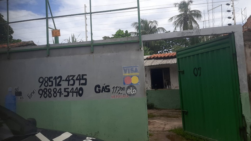 Depósito clandestino no bairro Inhaúma, no município de Raposa. — Foto: Divulgação / Polícia Civil do Maranhão