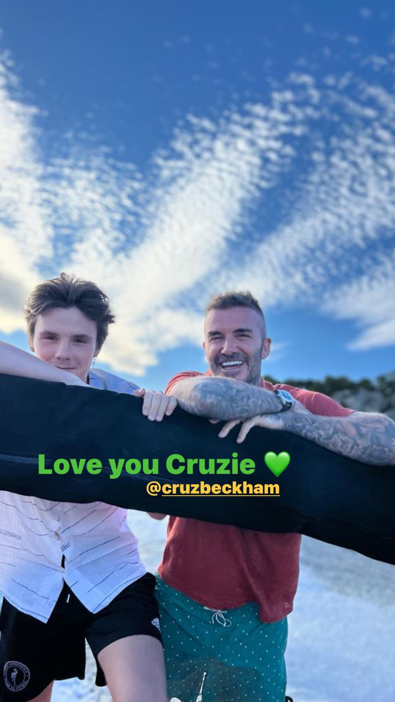 David Beckham e o fiho Cruz Beckham (Foto: Reprodução/Instagram)
