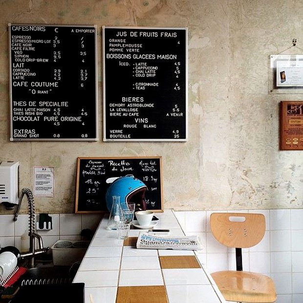 Estilo industrial na decoração do parisiense Coutume Café (Foto: Reprodução/Instagram Coutume Café)