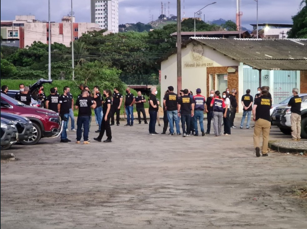 Mais de 60 servidores estaduais estiveram envolvidas na operação Tabela Periódica — Foto: Governo de Minas/Divulgação