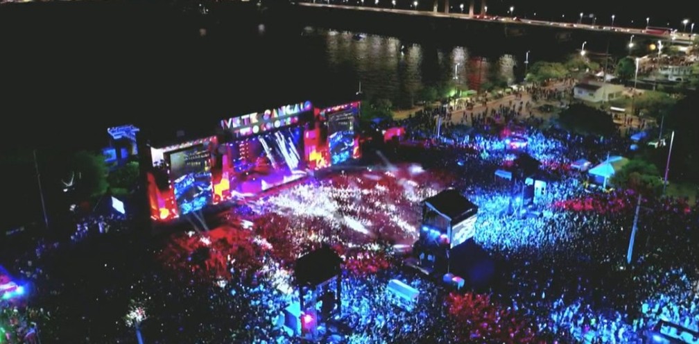 Vista geral do show de Ivete — Foto: Globo