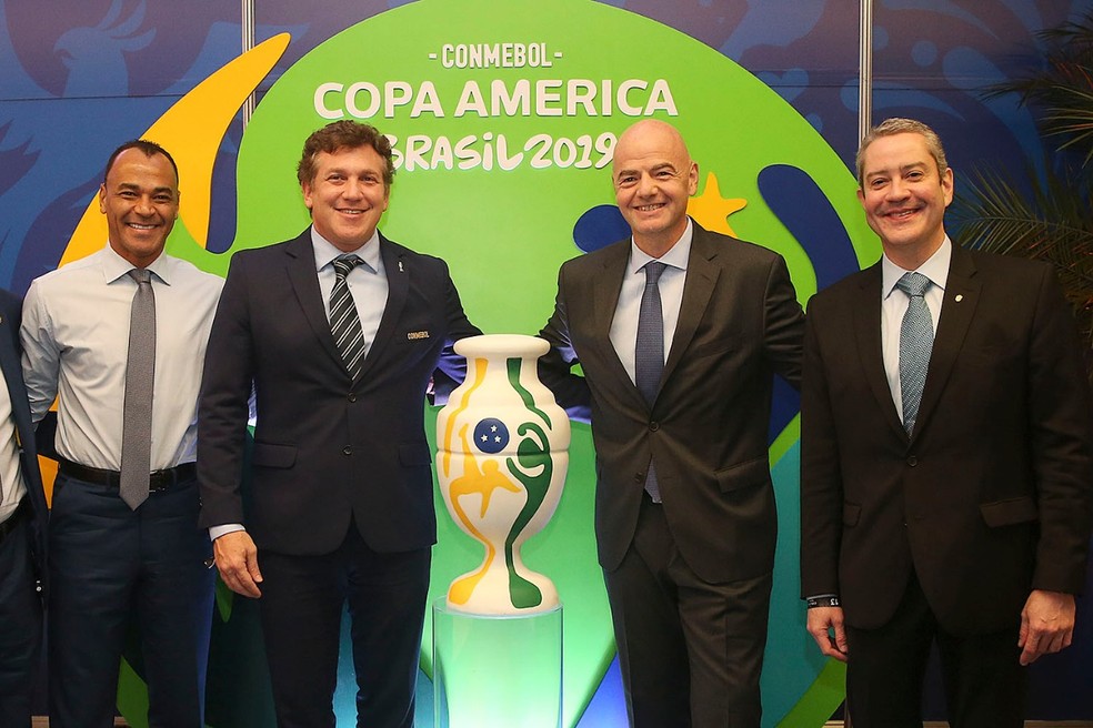 Cafu Alejandro DomÃ­nguez Gianni Infantino RogÃ©rio Caboclo â Foto: Ricardo Matsukawa/CONMEBOL